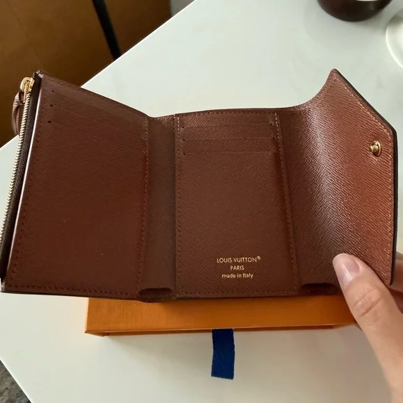 Louis Vuitton Black and Gold Monogram Wallet - Picture 3 of 3